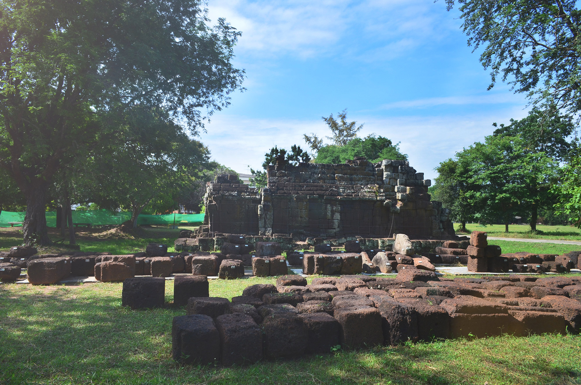ปราสาทบ้านบุ