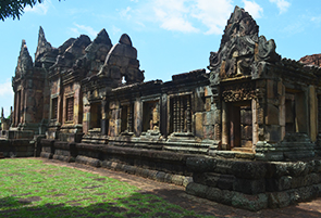 ปราสาทเมืองต่ำ